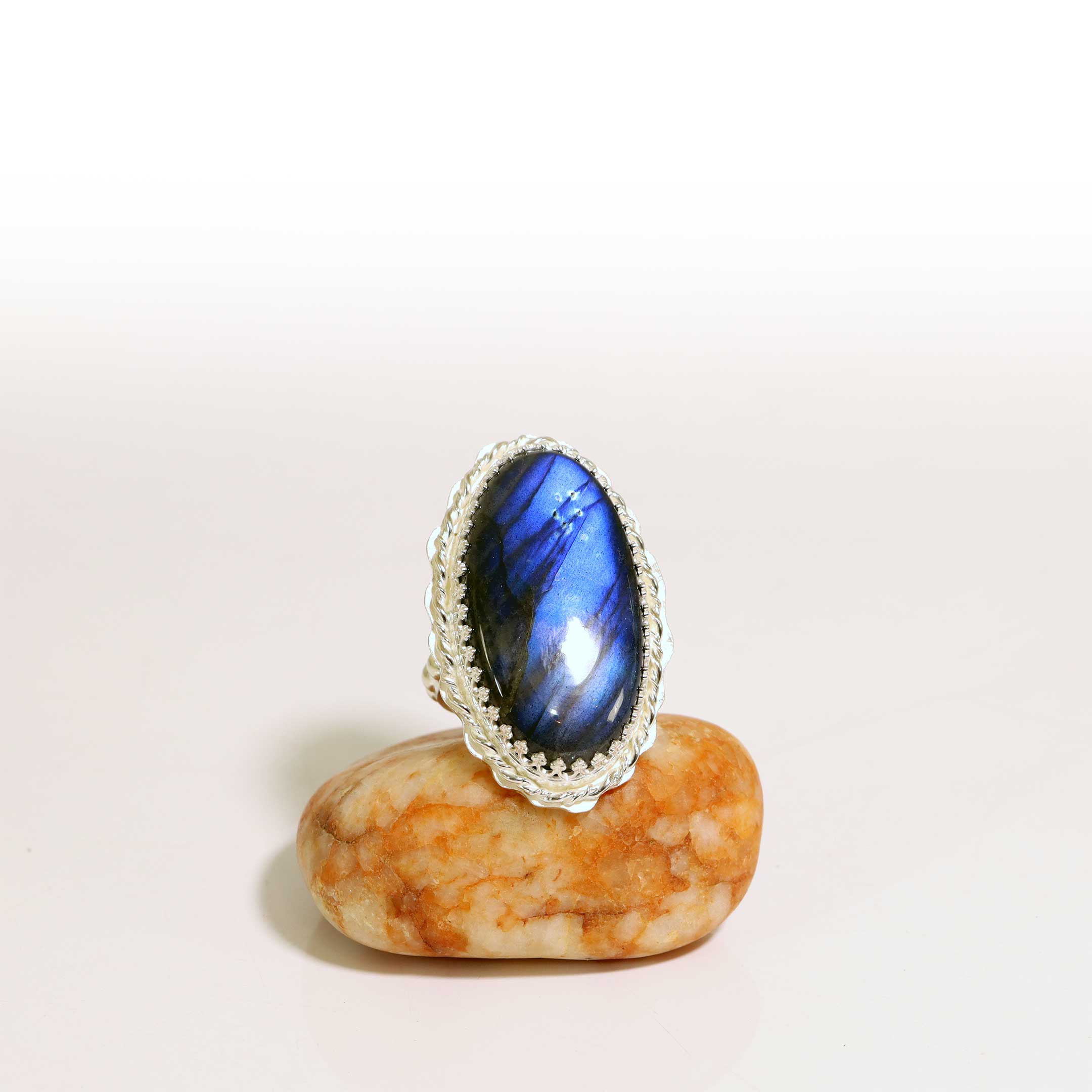 Sterling Silver Ring with stunning cobalt blue Labradorite Stone